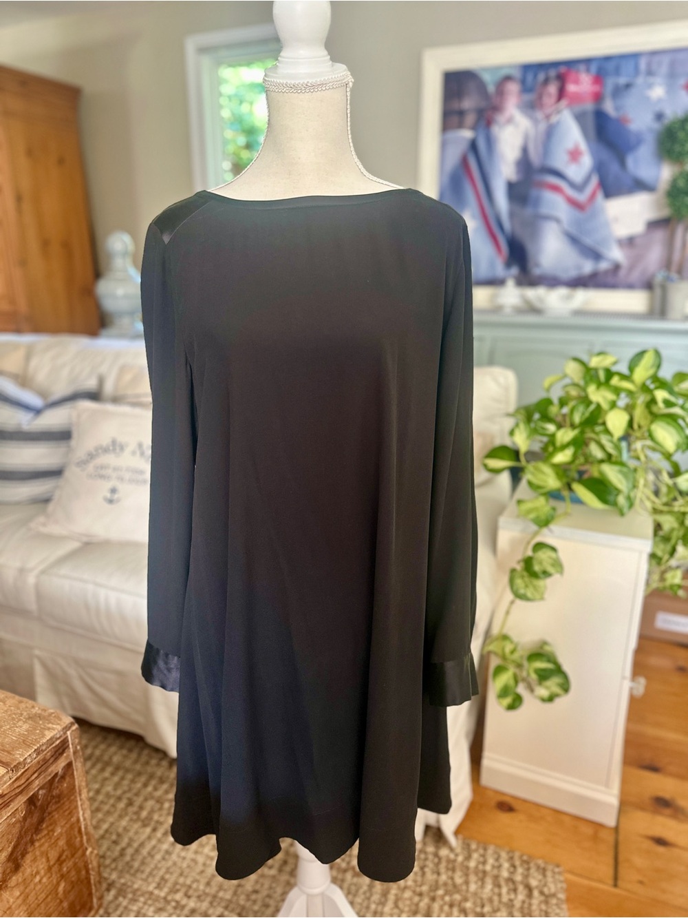 Eileen Fisher Black 100% Silk Long Sleeve Swing Dress Size L